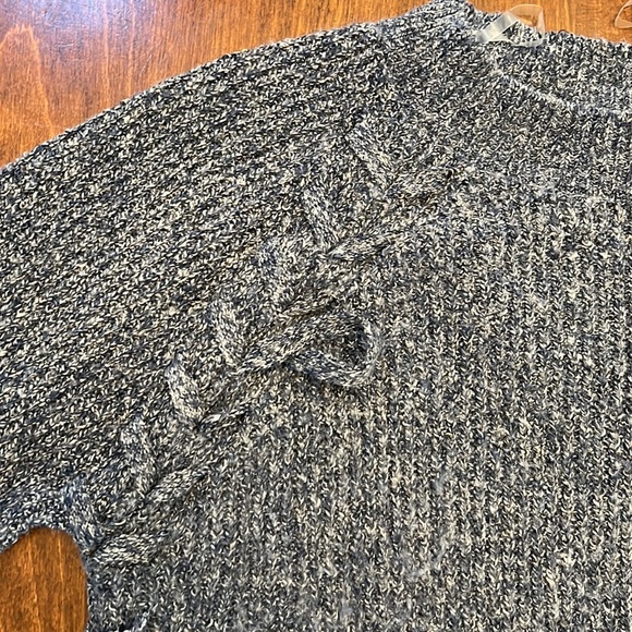 Nine 1 Eight Blue marbled pull over sweater - Picture 4 of 9
